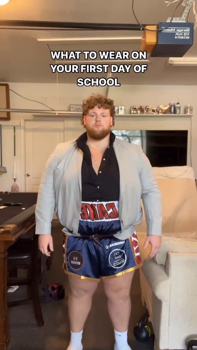 Instagram post by @cakepaul_ for Kinda Fit Kinda Fat. Caption reads: [...]....