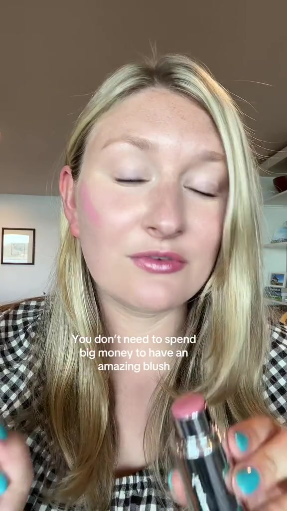 TikTok post by @asmrkatiee for Glam Story. Caption reads: [...] this blush is definitely that! 👌😍....