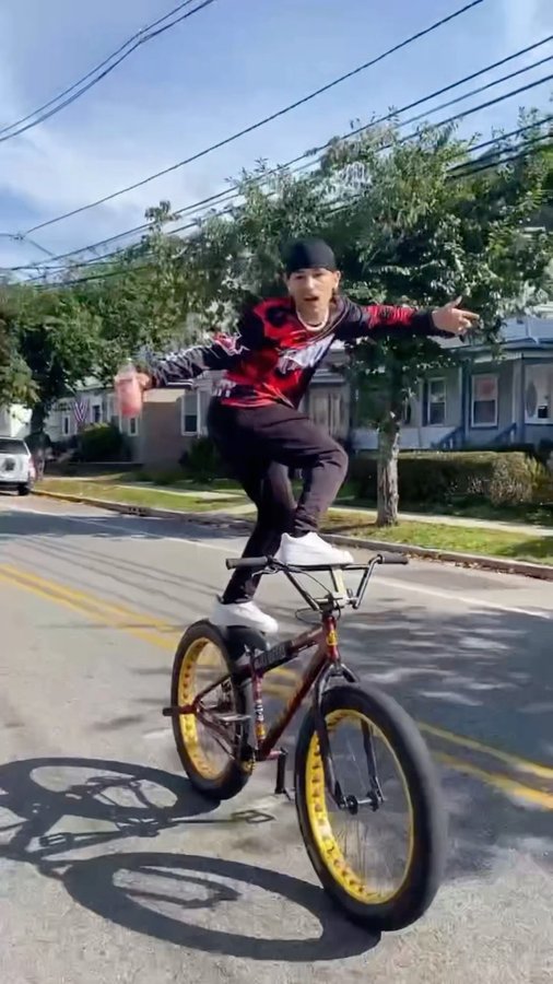 Instagram post by @_bs.will for SE Bikes. Caption reads: [...] 🎥: @bryantoowavy 
-
- @sebikes @toddlyons....