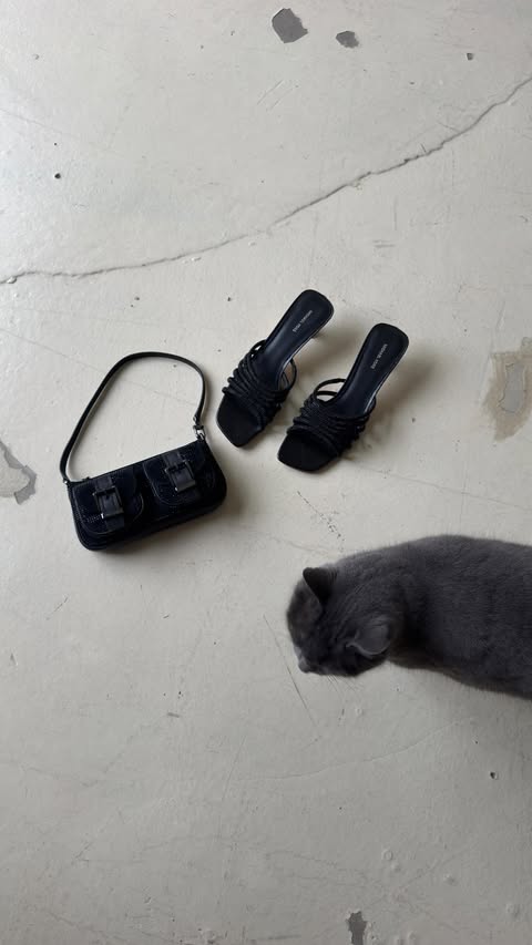 Instagram post by @alenavbas for Michael Kors. Caption reads: Black dream look from @michaelkors @elcorteingles....