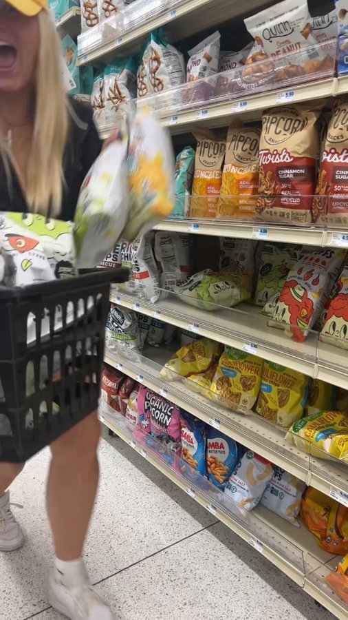 Instagram post by @maren_judisch for CauliPuffs. Caption reads: Y’all now know where to find them, so what are you....