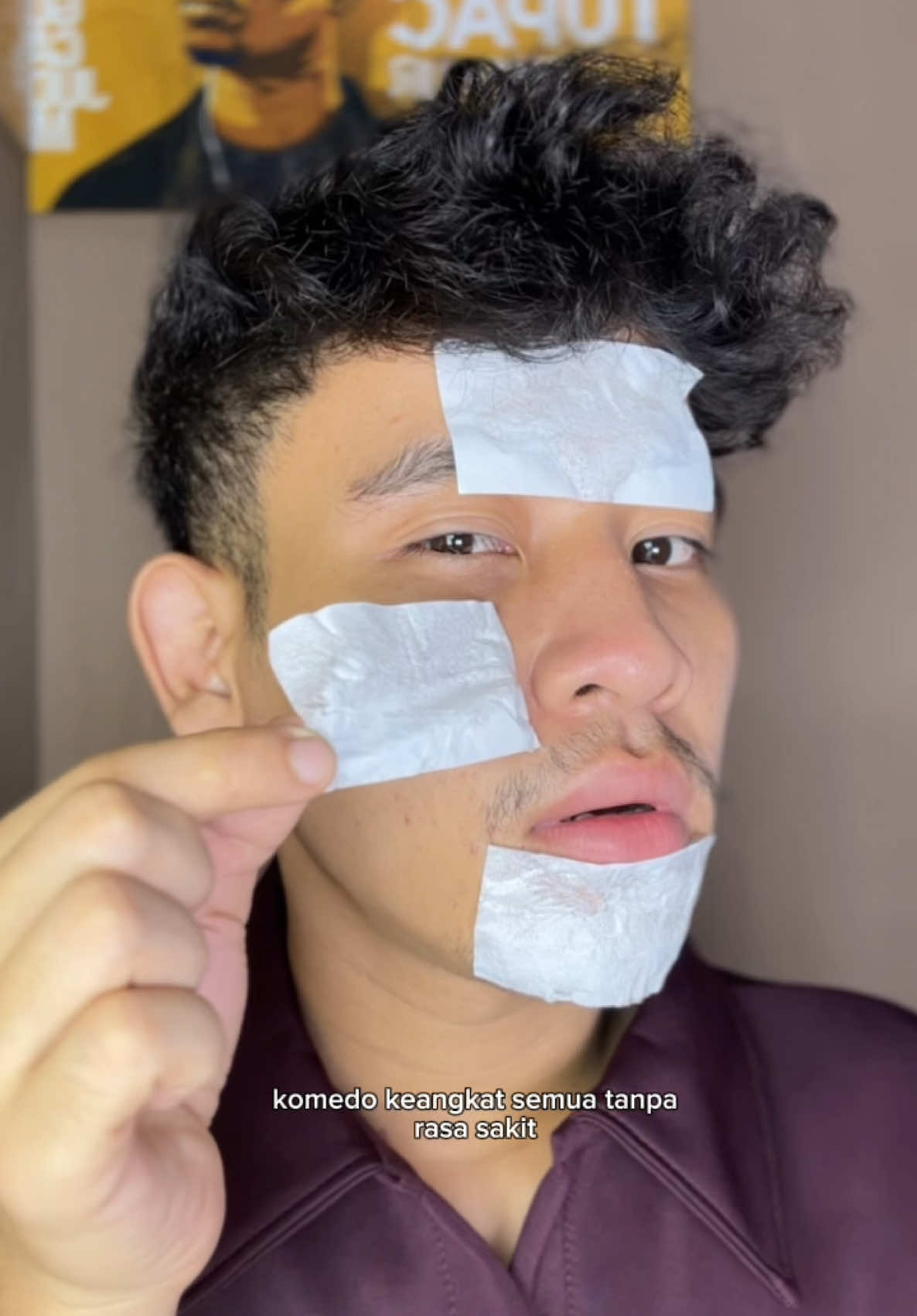 TikTok post by @aryyyy074 for Breylee Indonesia. Caption reads: udh ga jaman lagi mencetin komedo pake ini aja....