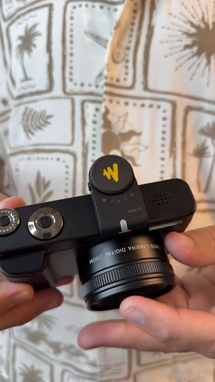 Instagram post by @kaiquecreator for MAONO. Caption reads: Meet the Maono Wave T5 – Tiny mic, huge impact!....