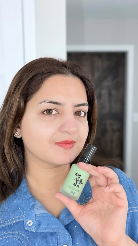 Instagram post by @symplee_sara for Beautytap. Caption reads: [...] #kbeauty #primer @touchinsolus....