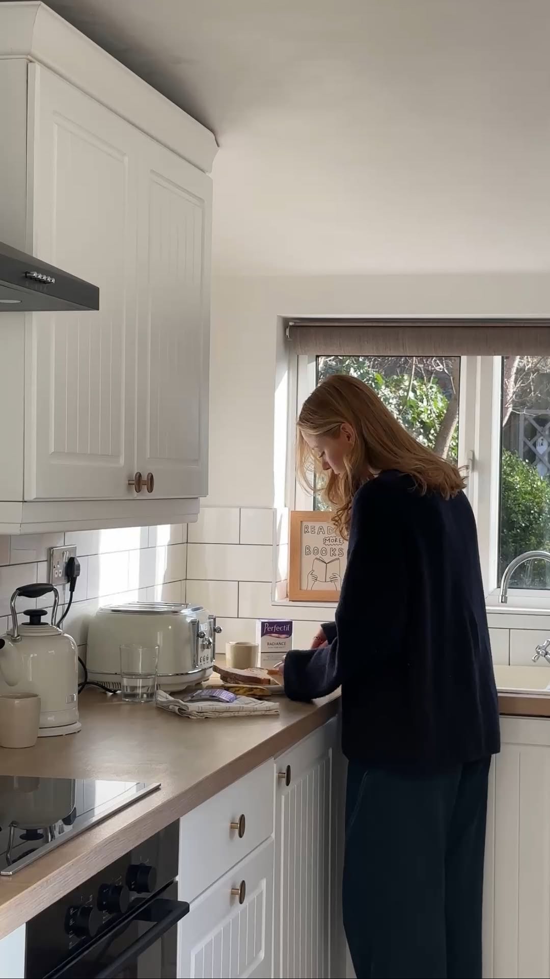 Instagram post by @hollyrebeccawhite for Perfectil. Caption reads: [...] the same routine with @vitabiotics....