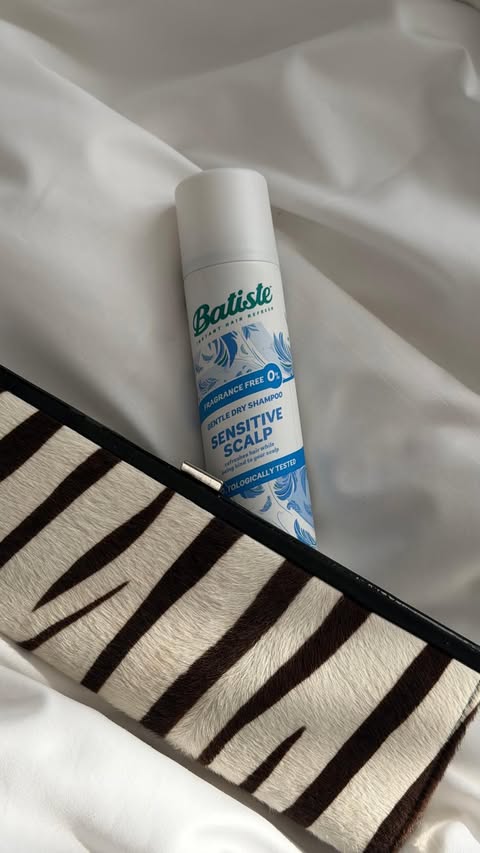 Instagram post by @yvonnevictoria for Batiste. Caption reads: [...] my hair fresh between it all with....