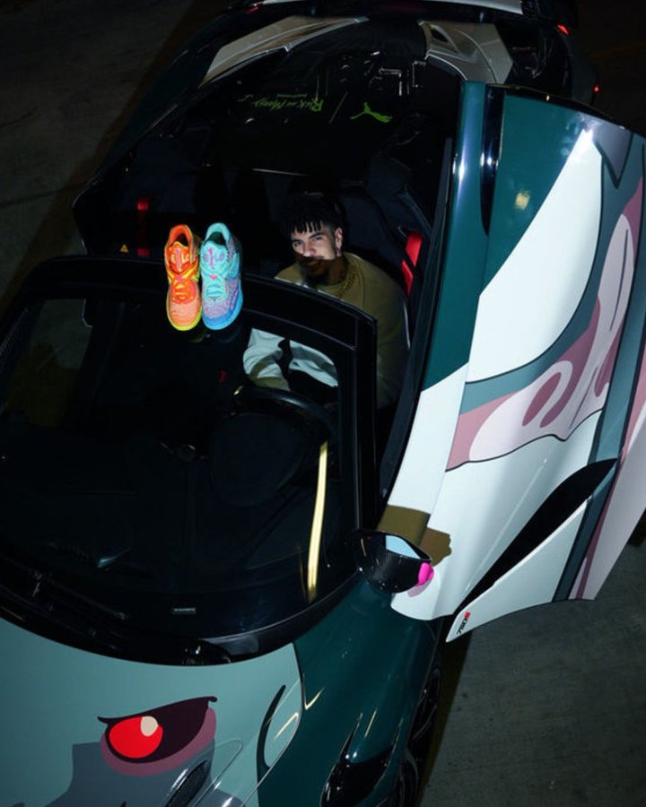 Instagram post by @melo for Foot Locker. Caption reads: Greatness in any galaxy 🛸
 
MB.05 Rick and Morty.....