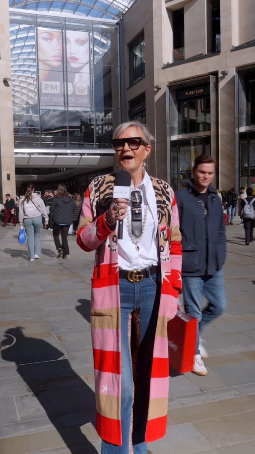 Instagram post by @mogzee_m for Kate Spade New York. Caption reads: What does STYLE mean to you?

@mogzee_m set to....