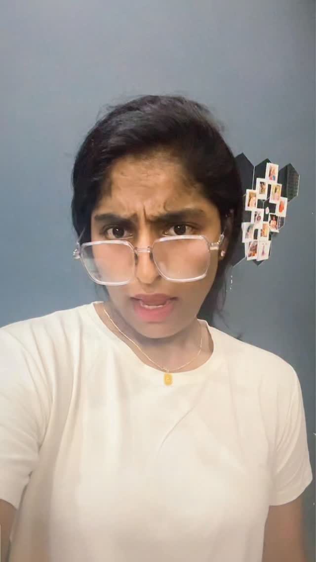 Instagram post by @mounika_vallivedu for Joyalukkas. Caption reads: Kamar patli…..uspe diamond ka hip belt....