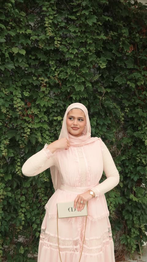 Instagram post by @sumayahaldakheel for Sunfere. Caption reads: [...] wedding guest dress 🪷🪷🪷🪷 Dress from....