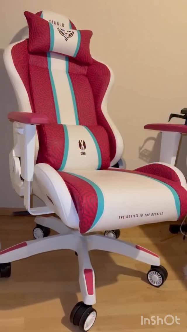 Instagram post by @pauli_n_officiall for Diablo Chairs. Caption reads: @diablochairs_official.