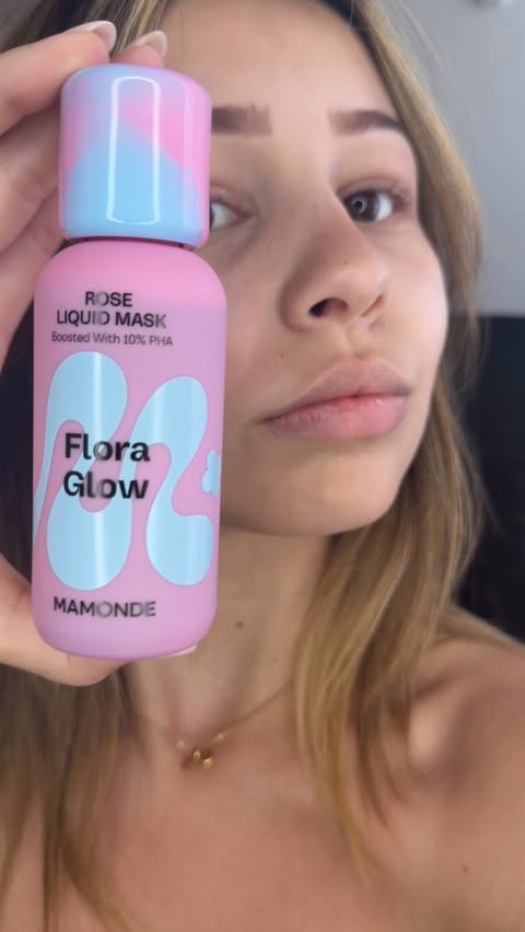 Instagram post by @barcastanclova for Mamonde. Caption reads: @mamonde_official , @notino_cz #ad #mamonde [...].