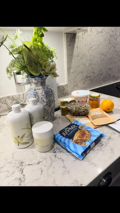 Instagram post by @mariyaa1227 for QVC. Caption reads: [...] gorgeous gift from @philip_kingsley and....