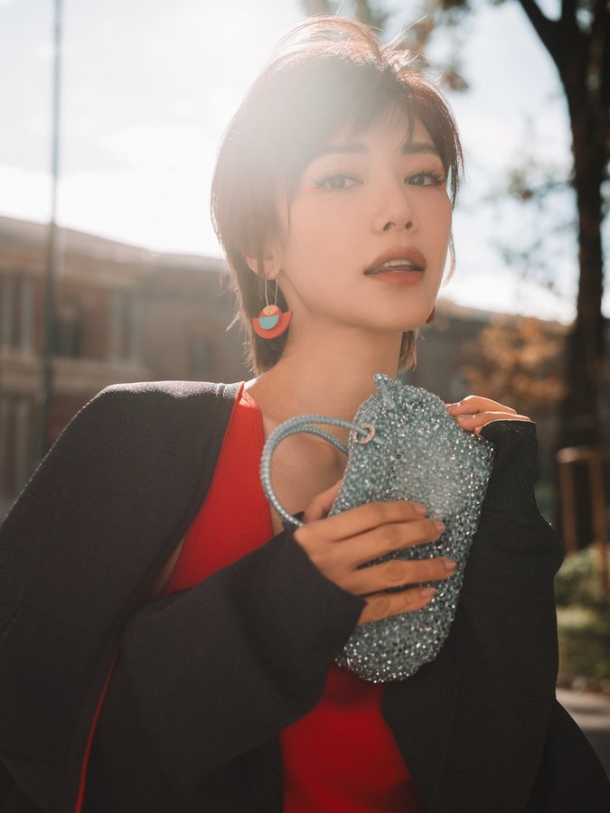 Instagram post by @misselvani for Anteprima. Caption reads: Beauty from disorder. Light from the....