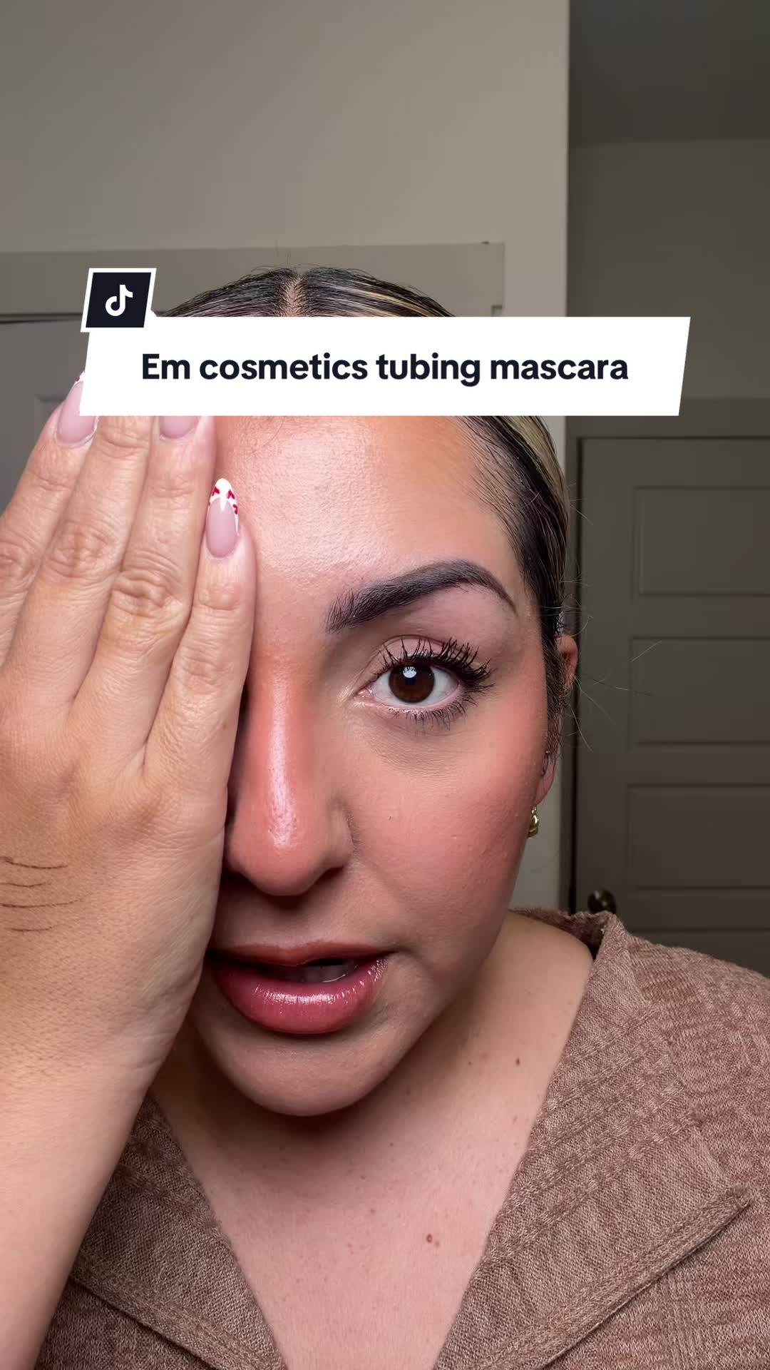 TikTok post by @veronica20aguilar for EM Cosmetics. Caption reads: [...] I forgot how much I loved it 😫 @EM....