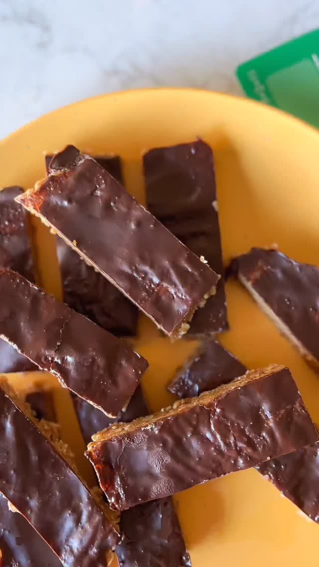 Instagram post by @thegeelife for NOW Foods. Caption reads: Snacks so clean, you won’t mind when they ask for....