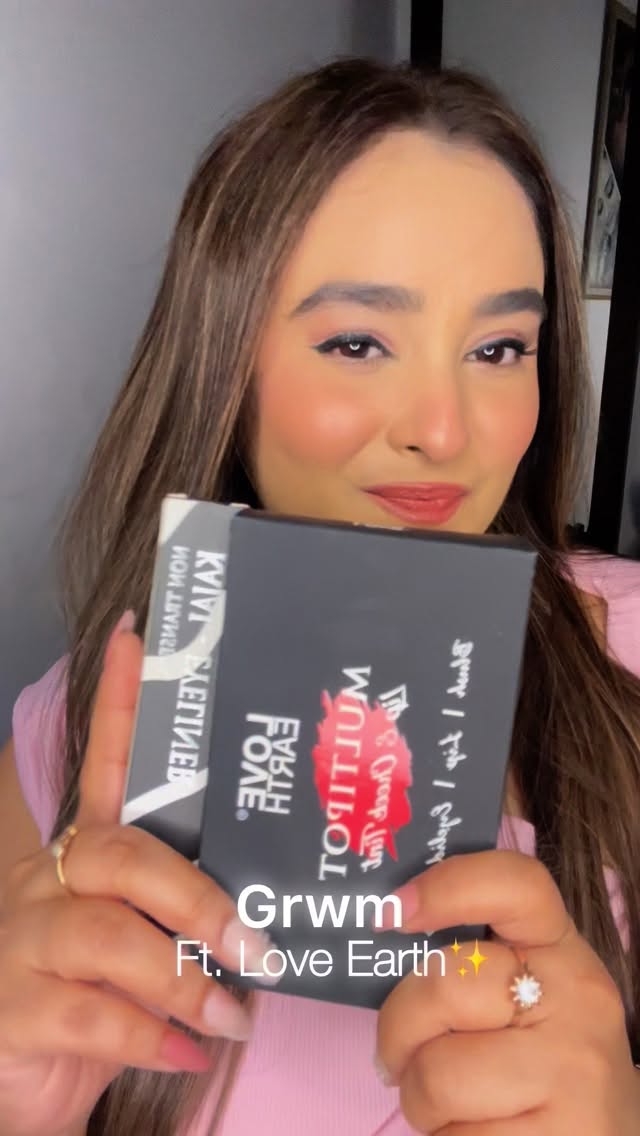 Instagram post by @akersha_makeovers for LOVE EARTH. Caption reads: GRWM ft. Love Earth’s products ✨♥️

Multipot....