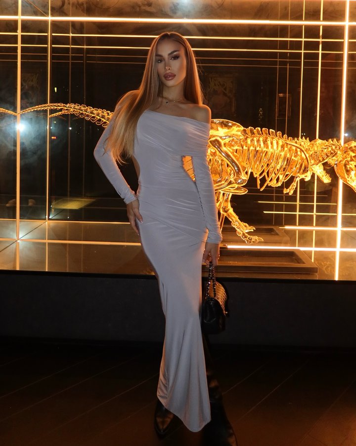 Instagram post by @nicolesimeonex for Missy Empire. Caption reads: @missyempire 🖤✨.