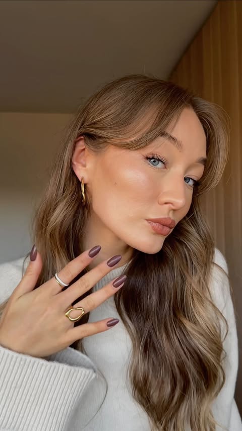 Instagram post by @bethansowerbyy for THOMAS SABO. Caption reads: [...] wearing my favourite pieces from @thomassabo....