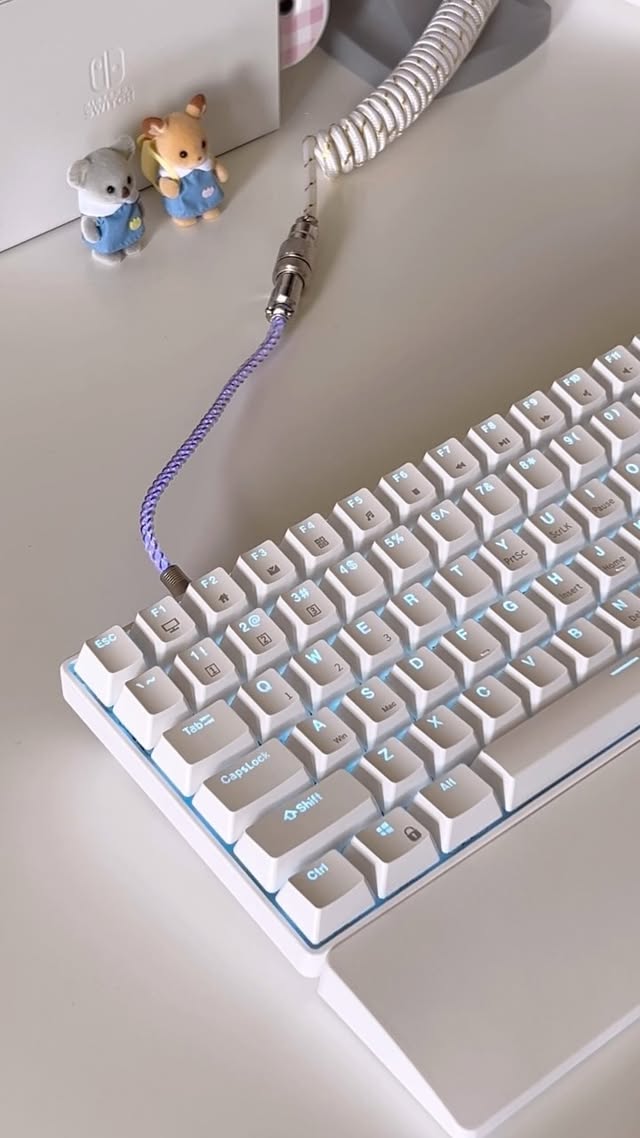 Instagram post by @cosyhazelnut for Royal Kludge. Caption reads: happy Friday❣️ This is the Royal Kludge RK96 - 96%....