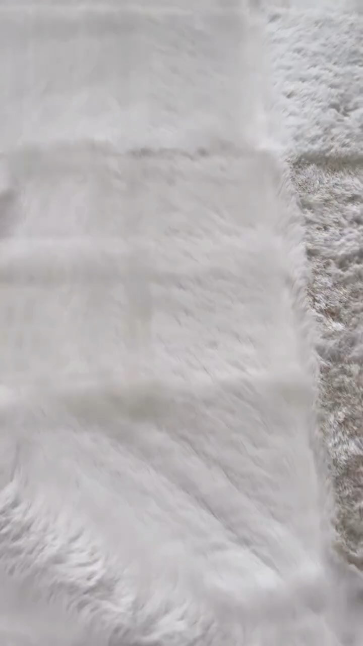 Instagram post by @felizaa.c for Trendcarpet. Caption reads: [...] just got a heavenly glow-up thanks to....