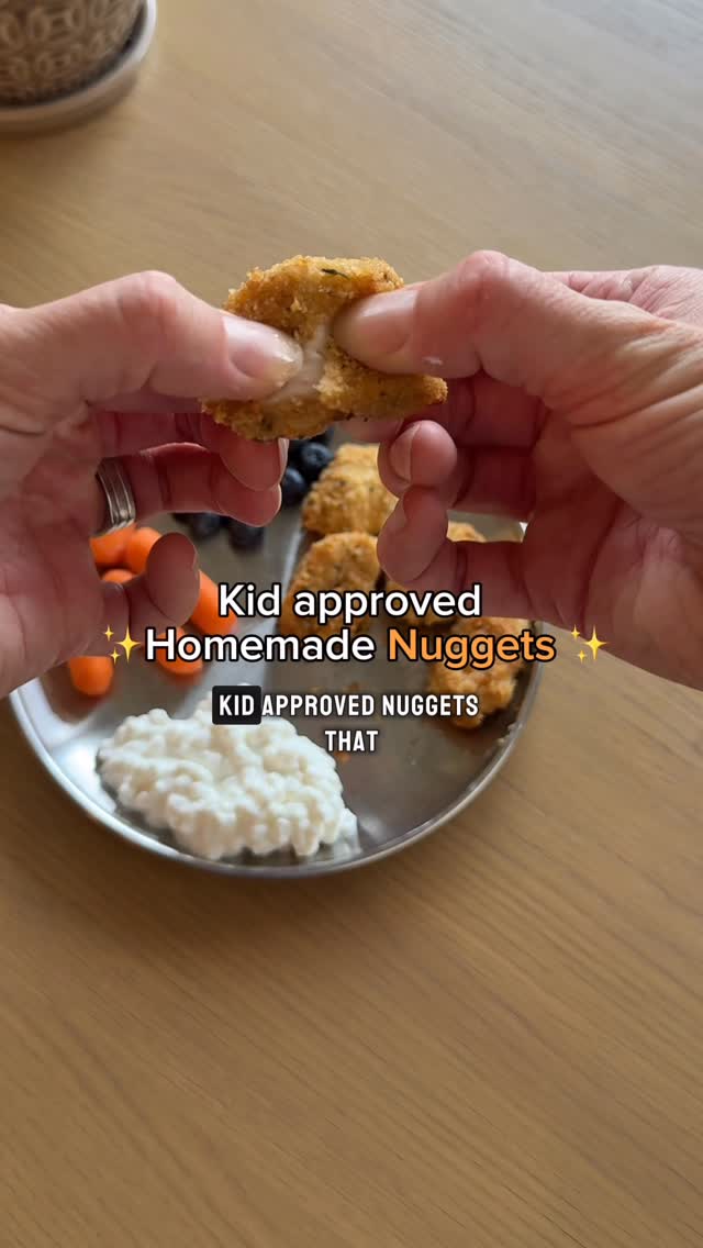 Instagram post by @mindful_madre for Safeway. Caption reads: #SafewayPartner Kid Approved Homemade Nuggets 👇🏼....