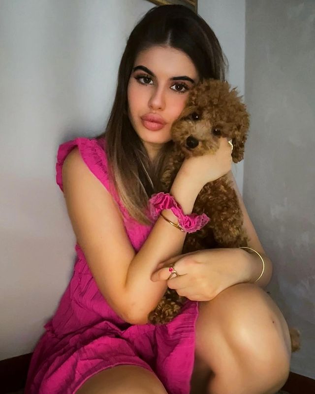 Instagram post by @aniita.ferrari for Beachsissi. Caption reads: 𝙶𝚒𝚘𝚛𝚗𝚘....