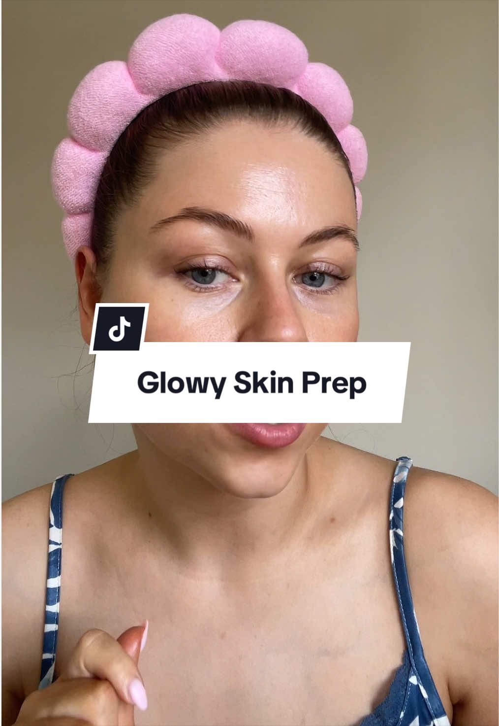 TikTok post by @elmoultonxoxo for glow hub. Caption reads: [...] #skincare #spf Products used: @Glow Hub....
