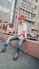 Instagram post by @yamepi_01 for Droptokyo. Caption reads: YAMEPI©／アーティスト、モデル

T シャツ、デニム 、ブーツ、アクセサリー／全て....