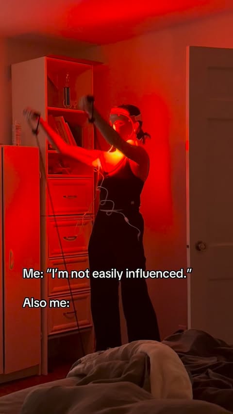 Instagram post by @omgiloveyourdress for Solawave. Caption reads: Okay, maybe a little easily influenced. #solawave....