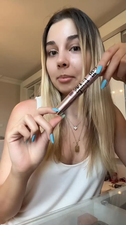 Instagram post by @verakaramollaoglu7 for L'Oréal ContentPRO. Caption reads: @lorealcontentpro @maybelline_tr #lorealcontentpro....