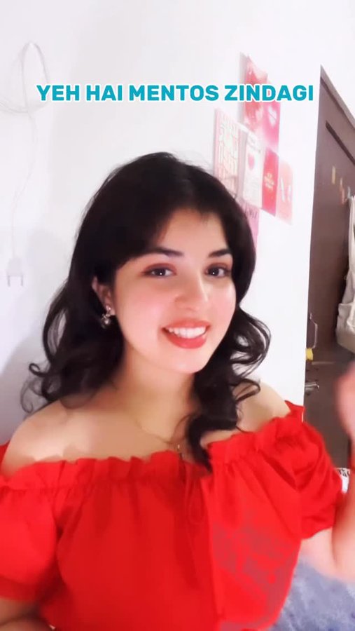 Instagram post by @kashishchandel24_ for Mentos. Caption reads: From bored scrolls to glow-up goals ✨ one outfit....