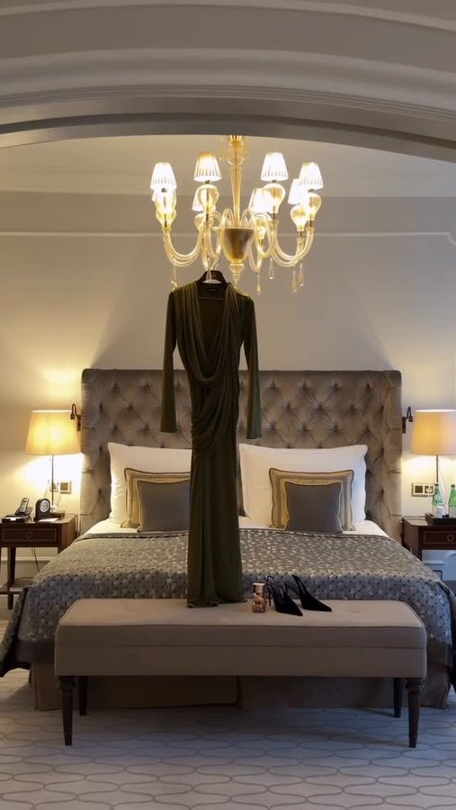 Instagram post by @samira.sfiii for Michael Kors. Caption reads: Anzeige / Date night magic starts with....