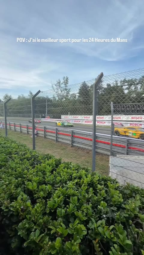 Instagram post by @mae_on_track for Ford. Caption reads: Incroyable 🤩🤩🤩 *invitation @fordfrance....