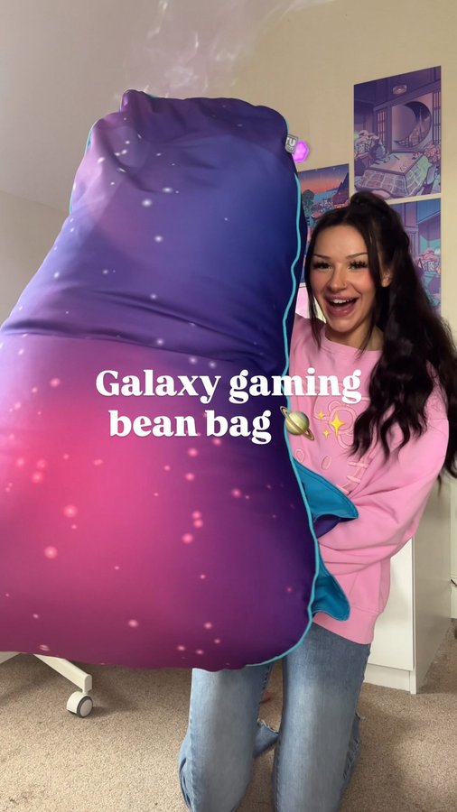 Instagram post by @foxxglitter for rucomfy beanbags. Caption reads: AD ✨ I just leveled up my chill game with this....