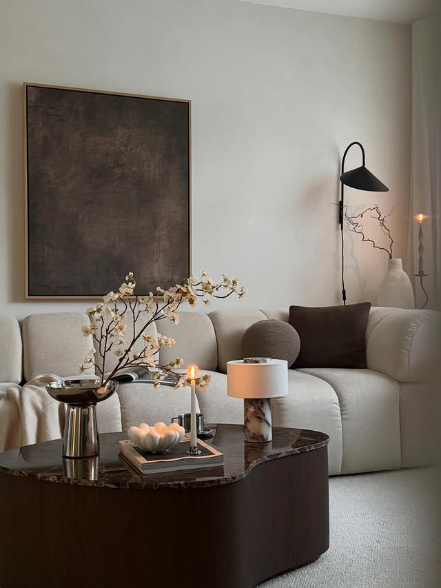Instagram post by @home_of_harris for William Wood Mirrors. Caption reads: My home vibe 🏡 . Calming Earthy neutrals ......