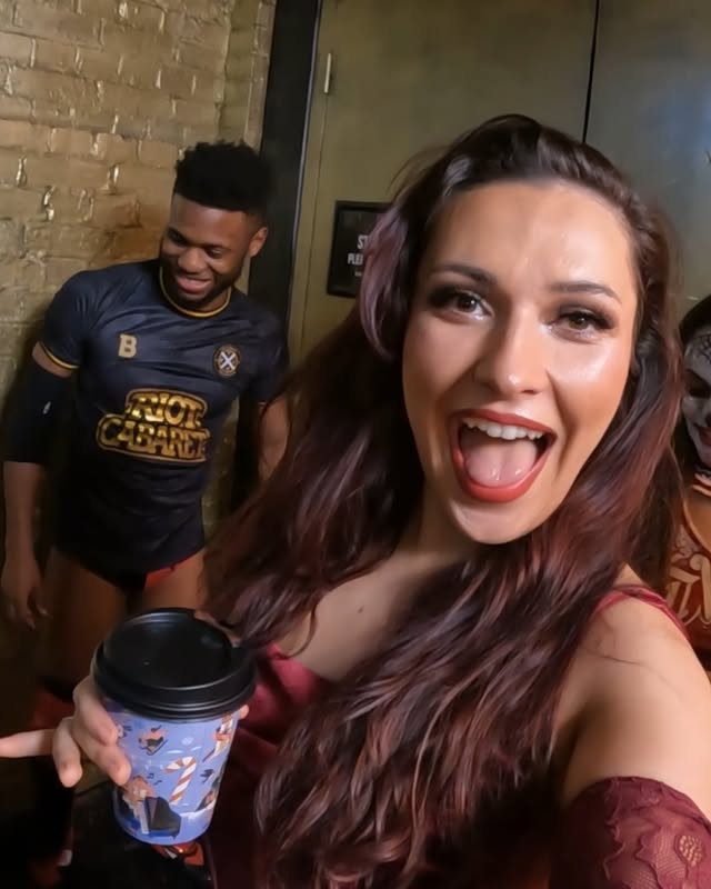 Instagram post by @theojmo for Elinchrom. Caption reads: [...] 
@dannyjoneswres 
@crowleycarnival....