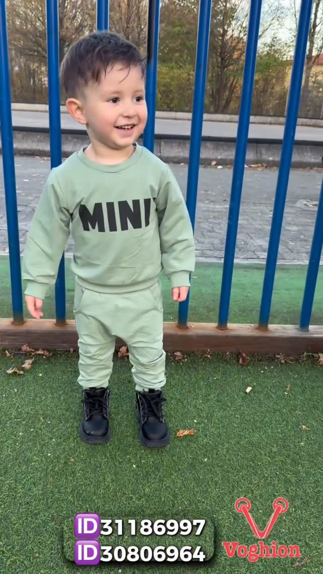 Instagram post by @ervini.style for Voghion. Caption reads: It’s Black Friday Act II 🖤🛍️ @voghion_global....