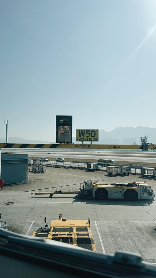 Instagram post by @chezkacarandang for Closeup Philippines. Caption reads: Different roles, same passion. One guiding....