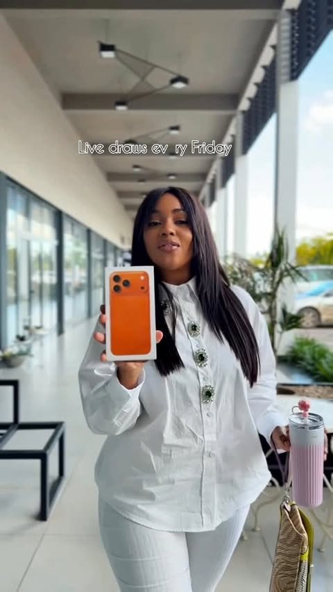 Instagram post by @cleoicequeen for inDrive. Caption reads: [...] and moving through the city with....