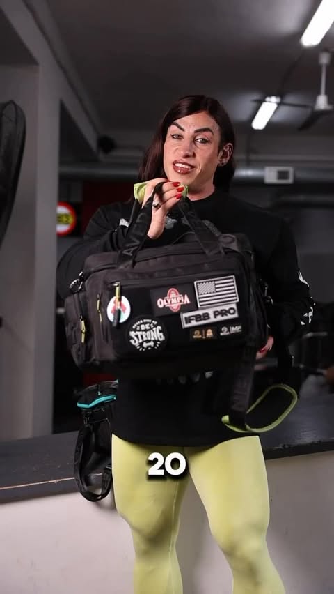 Instagram post by @nadiacapotosto_ifbbpro for WOLFpak. Caption reads: 🇮🇹 Wolfpak 20L meal bag v/wolfpak 9 L meal bag....