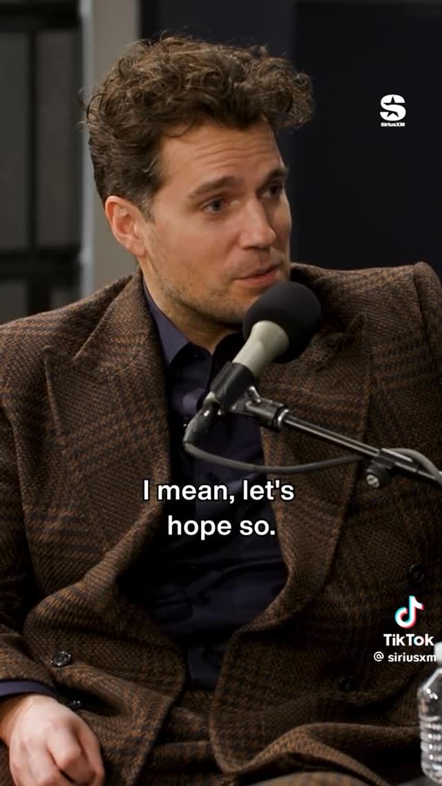 Instagram post by @henry_cavill_fansite for SiriusXM. Caption reads: #HenryCavill 
#TheBestKindOfNerd 
#littok 

#kal....