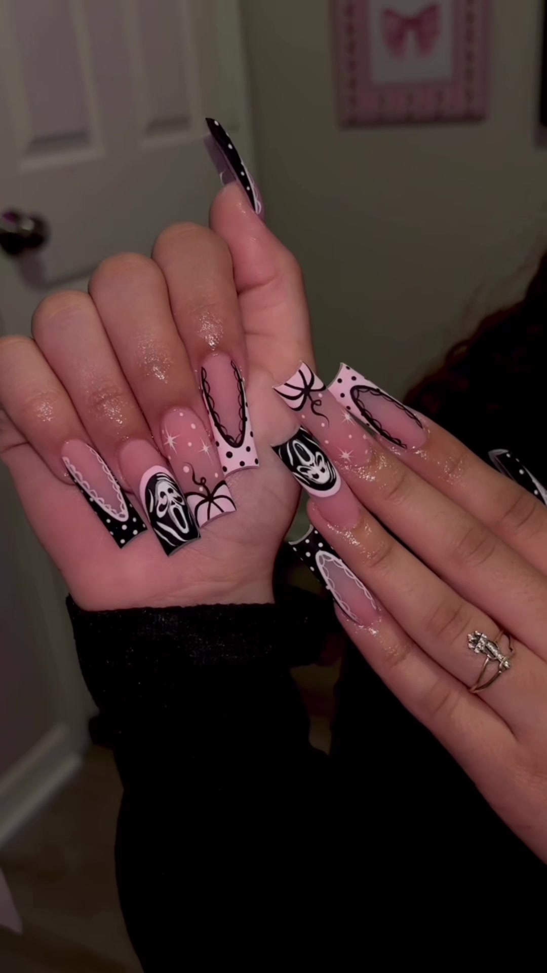 TikTok post by @nailsbyjelanni for VBeautyPure. Caption reads: Use code for VBEAUTYPURE: “JAY24” 💕 PURCHASE....