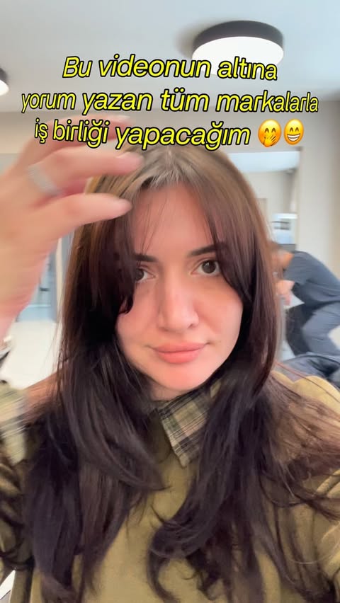 Instagram post by @pinarerdo for Note Cosmetique. Caption reads: 🤭 . . . . #kesfet #trabzon #akım #isbirligi....