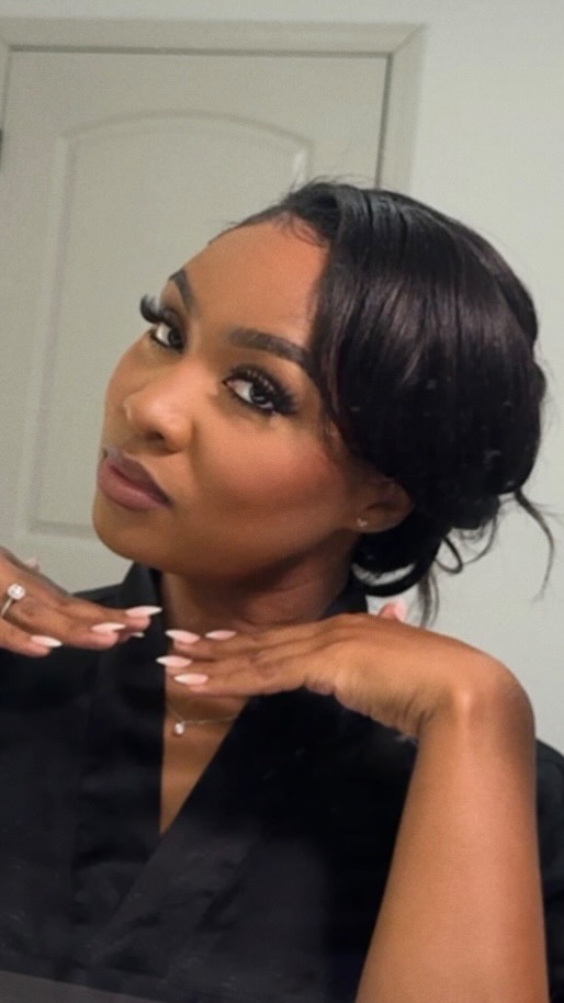 Instagram post by @kathrynbedell for Dollar General. Caption reads: [...] That’s why I’ve partnered with....