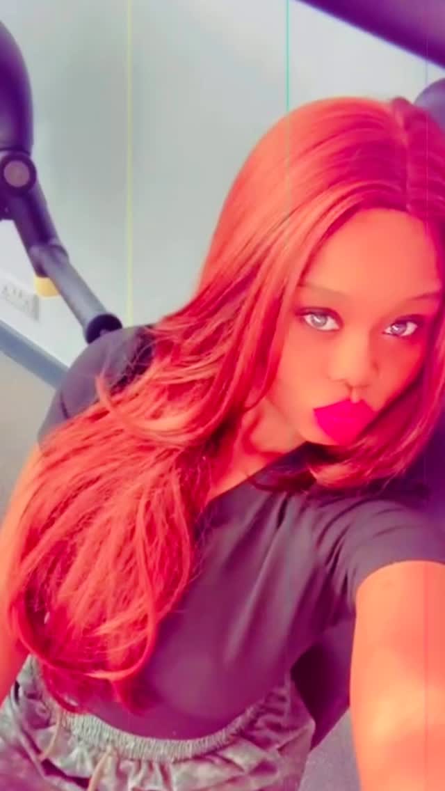 Instagram post by @maddymaznaz for BentleyRecords.io. Caption reads: #maddymaznaz 🏋️‍♀️ vacation work out routine 😜.