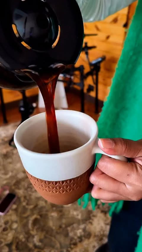 Instagram post by @samriddhirai for inDrive. Caption reads: [...] choice, I can give my best on stage. 💚....