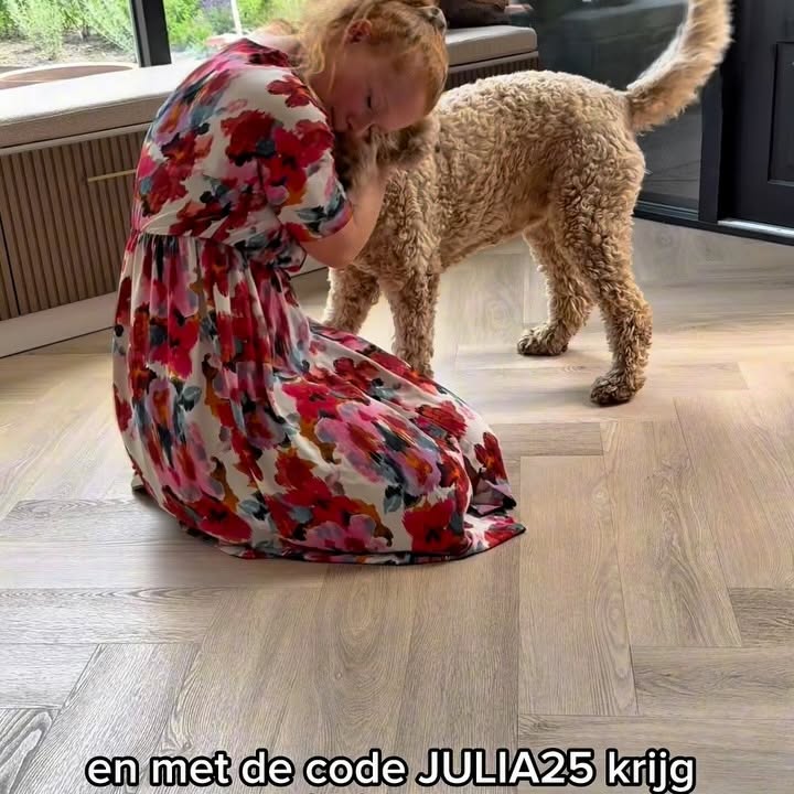 Instagram post by @drielingmama.julia for Bissell. Caption reads: Aaaah ik heb weer zo’n fijn apparaat van....