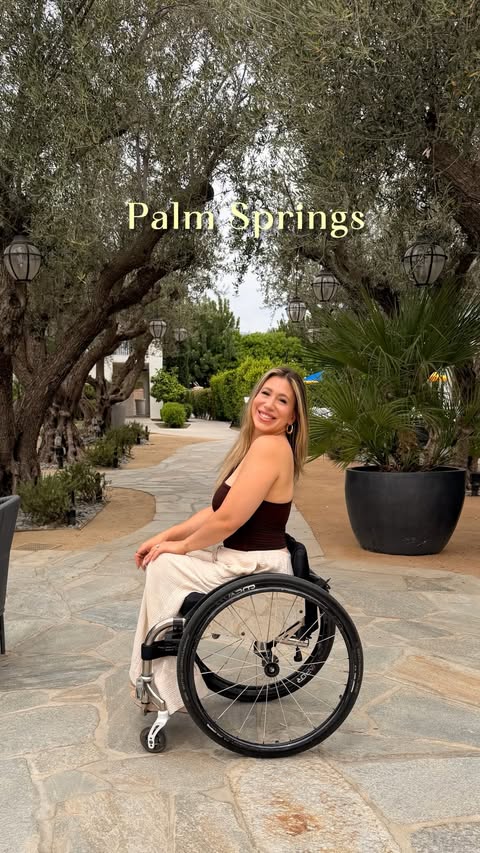 Instagram post by @chelsiehill for Visit California. Caption reads: [...] play: @cdmod_rm I’LL BE BACK! 🤩....