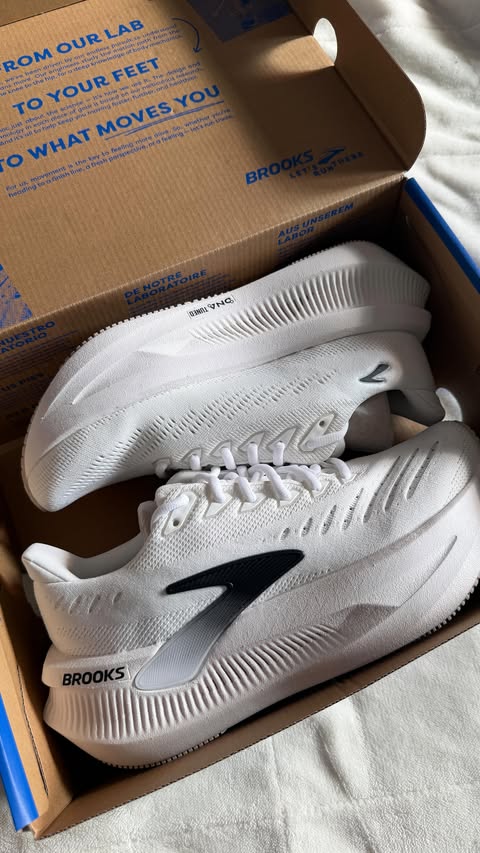 Instagram post by @annie.vtrann for Brooks Running. Caption reads: the @brooksrunning glycerin max 2 is a....